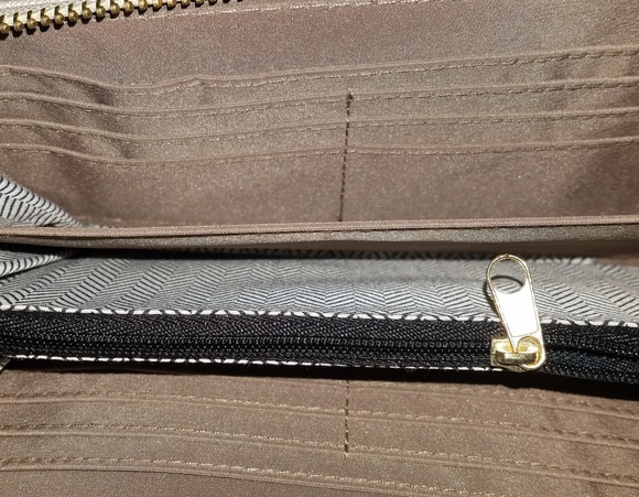 Wallet - Picture 2 of 2